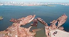 [USS CORAL SEA TRIBUTE SITE]