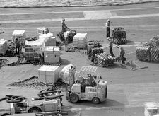 [USS CORAL SEA TRIBUTE SITE]